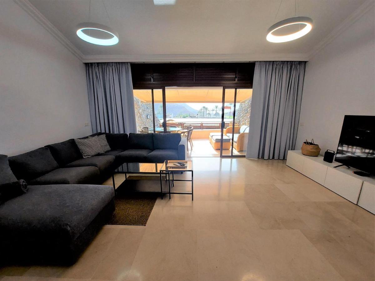 Villa Happiness - Luxury Chalet With Sea View Las Palmas de Gran Canaria Exterior photo